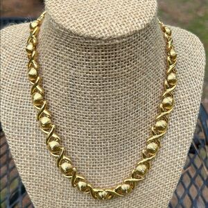 Vintage Napier Gold Tone Chunky Link X O pattern Necklace